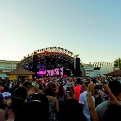 DJ DAVID GUETTA- USHUAÏA