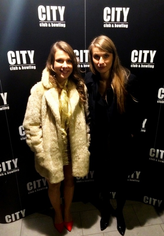 CITY Club & Bowling sistersm (3)