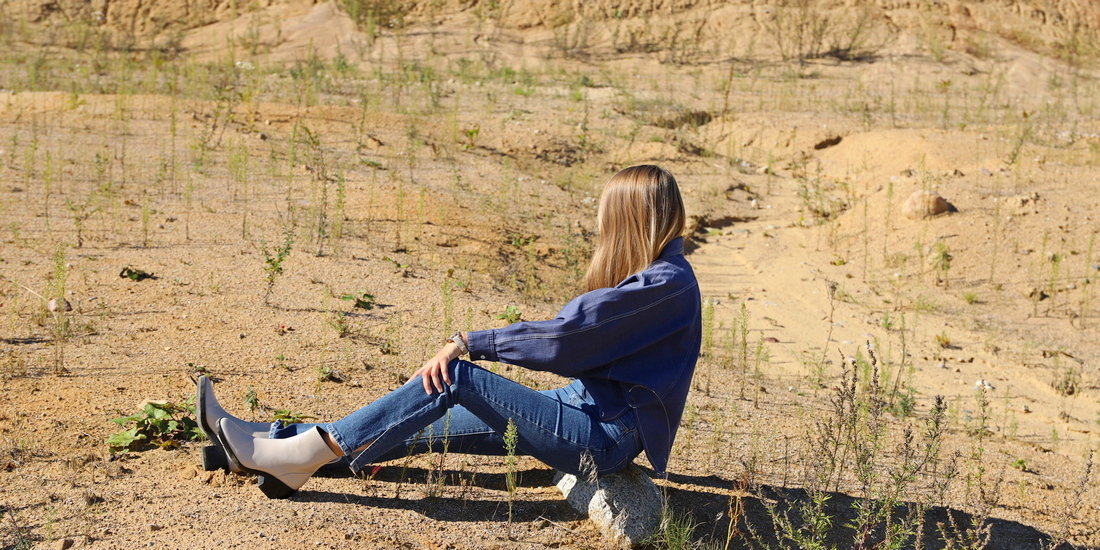 A JEANS BREATH OF FRESHNESS